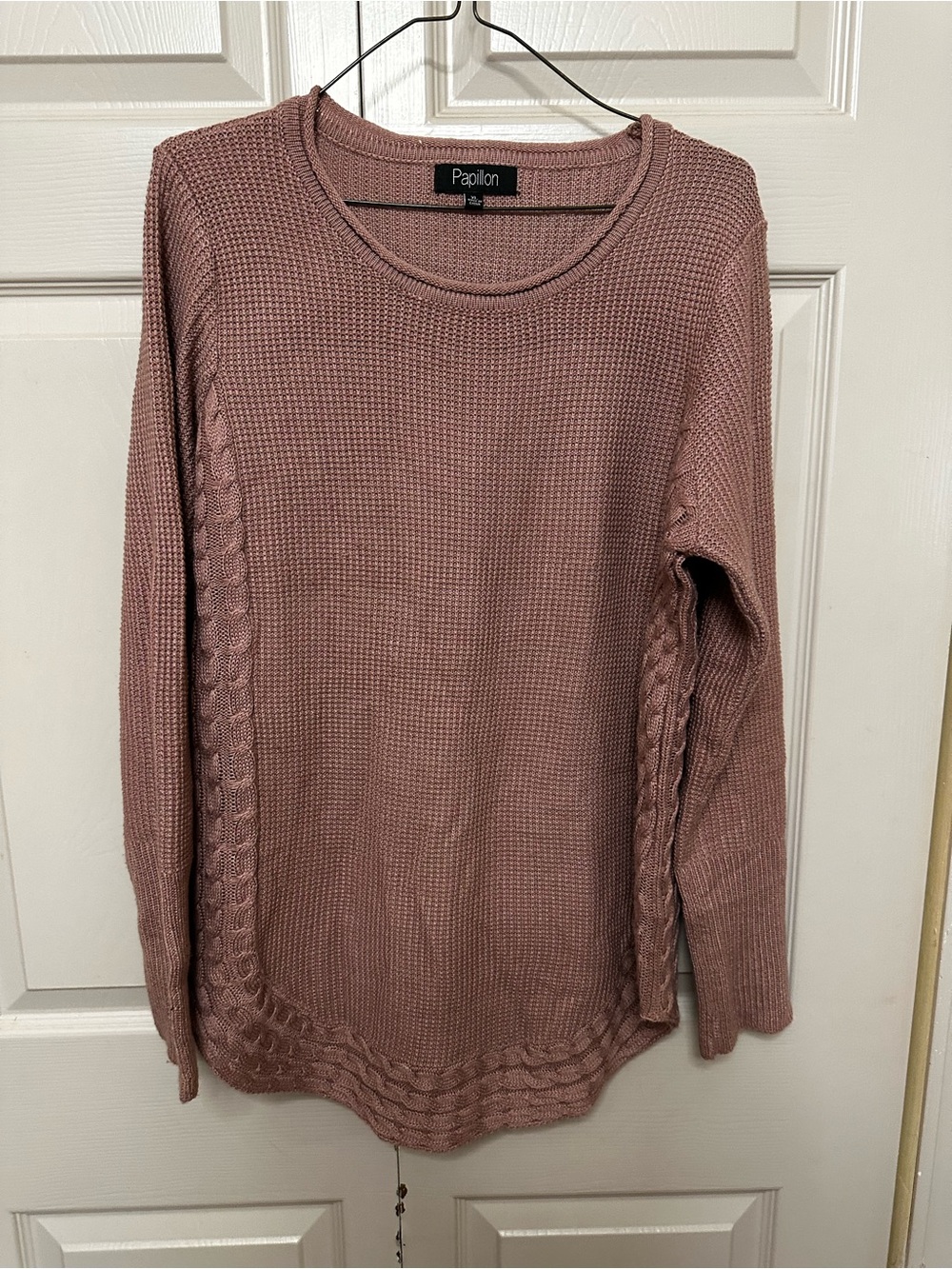 Papillon Blanc Dusty Rose Cable-Trim Crew Neck Sweater